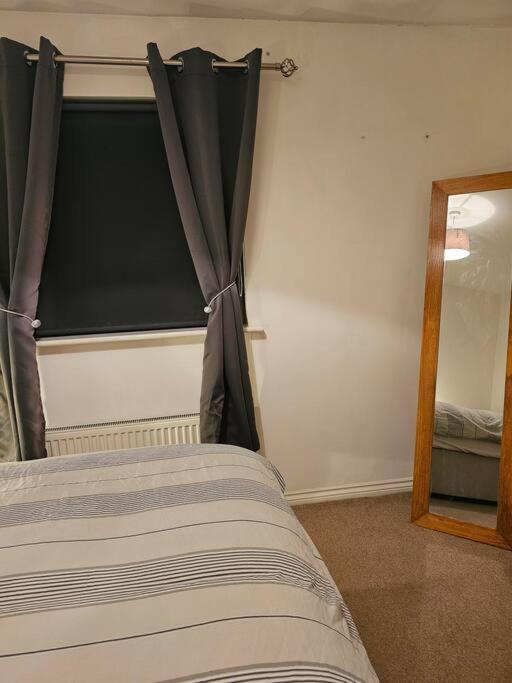 The Park View, 2 Bedroom House Κιρκάλντυ Εξωτερικό φωτογραφία