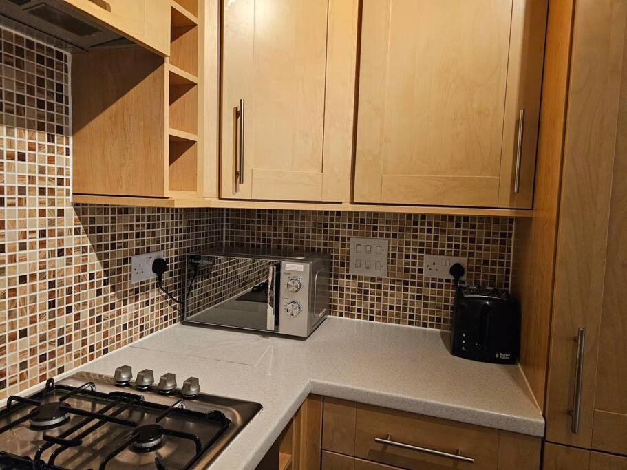The Park View, 2 Bedroom House Κιρκάλντυ Εξωτερικό φωτογραφία