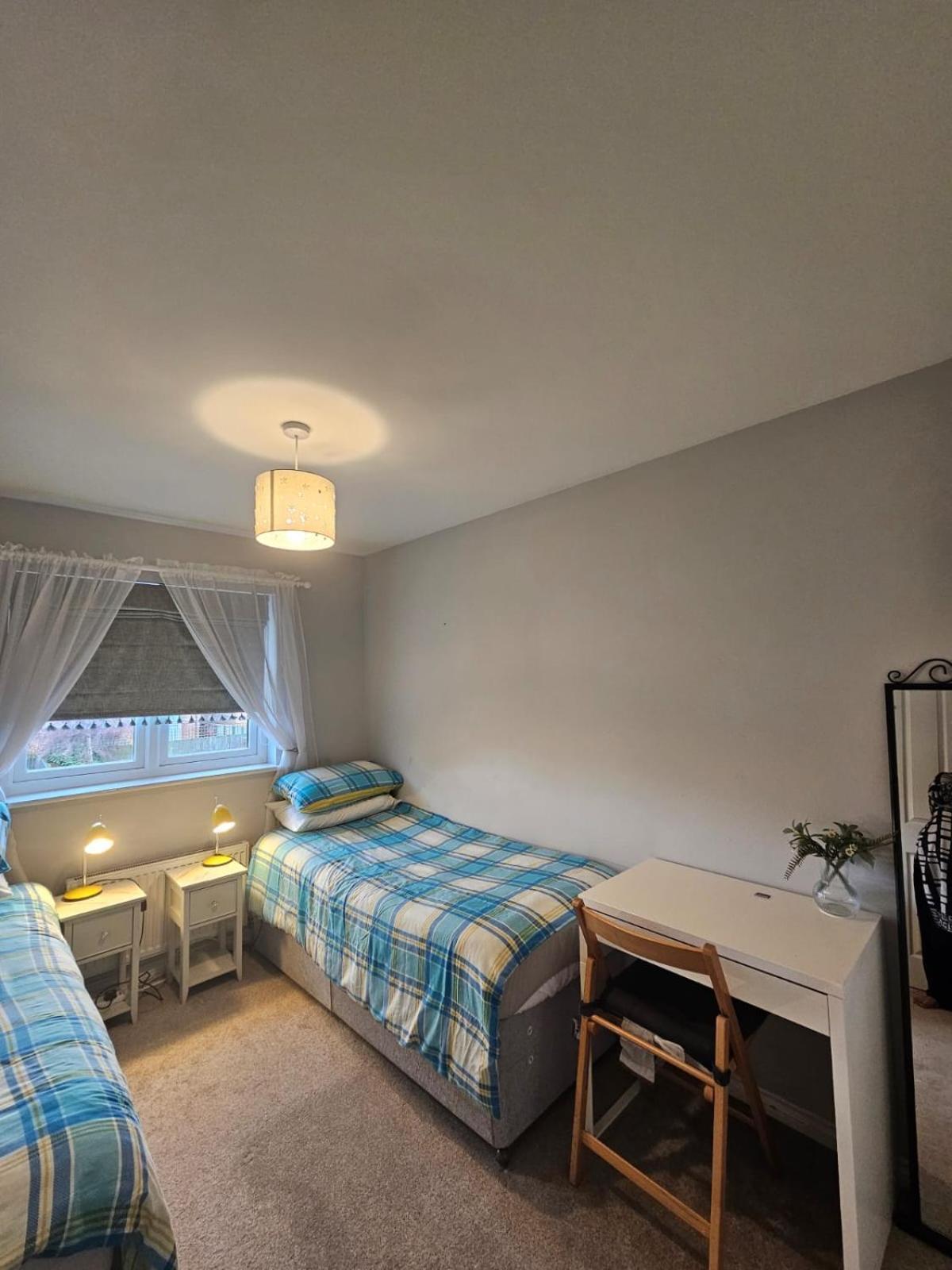 The Park View, 2 Bedroom House Κιρκάλντυ Εξωτερικό φωτογραφία
