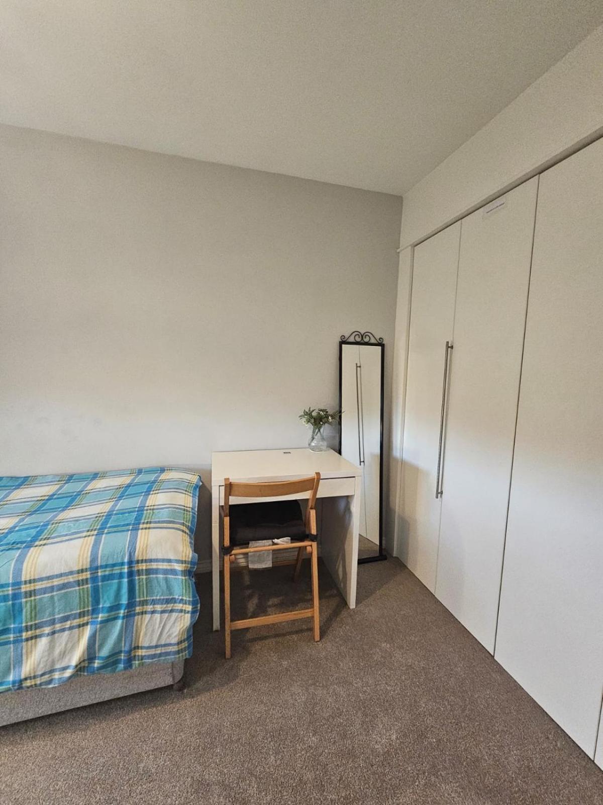 The Park View, 2 Bedroom House Κιρκάλντυ Εξωτερικό φωτογραφία